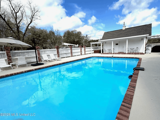 Osyka, MS 100± Acre Gated Estate with Lake & Home