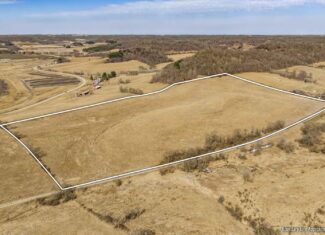 45 +/- Acres Driftless Region of Richland County