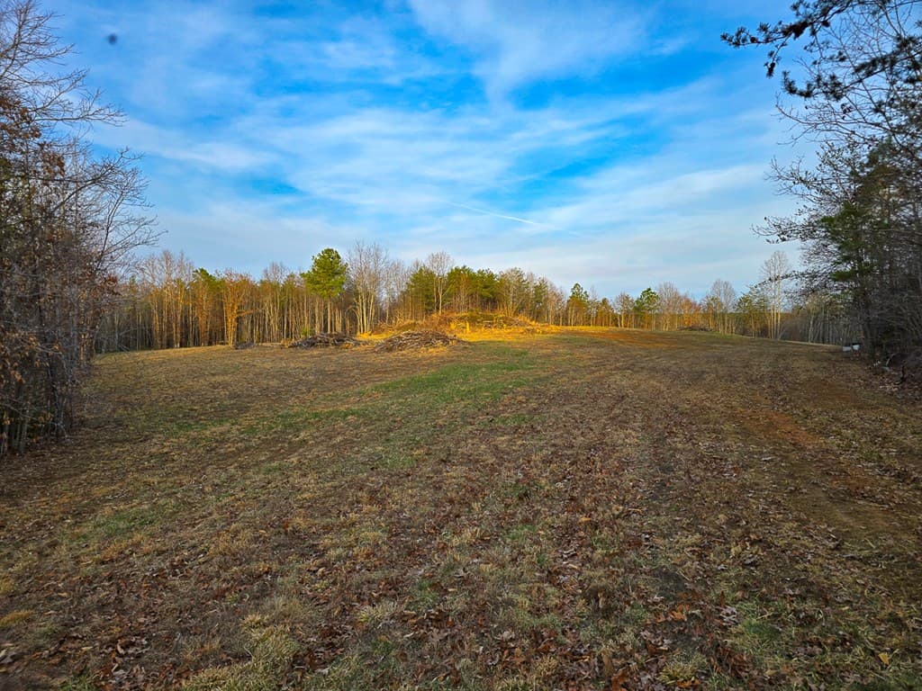Private Retreat with Hunting & Outdoor Lifestyle Appeal