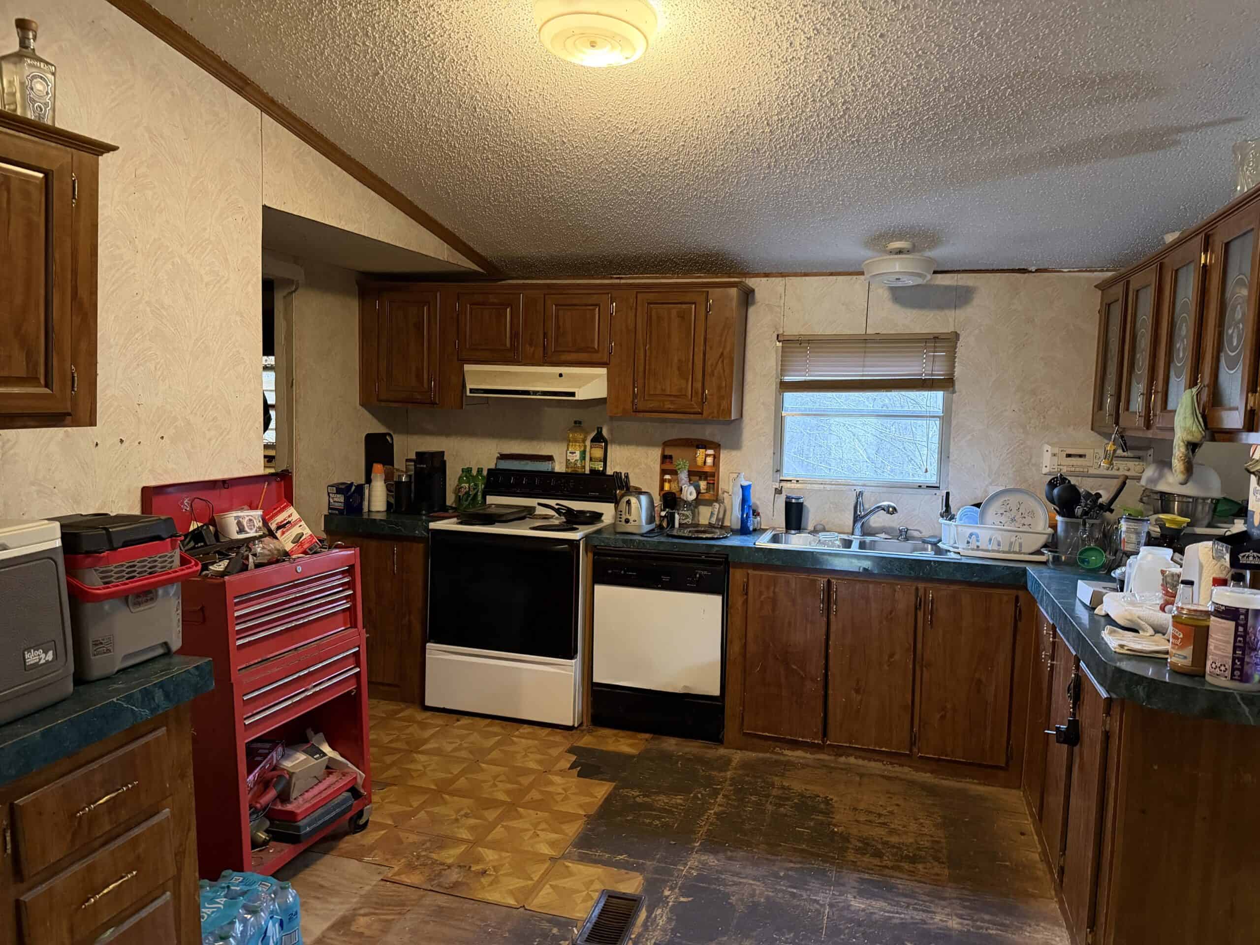 LAND & HOME FOR SALE IN TN, BASEMENT, WELL, CREEK, WOODED