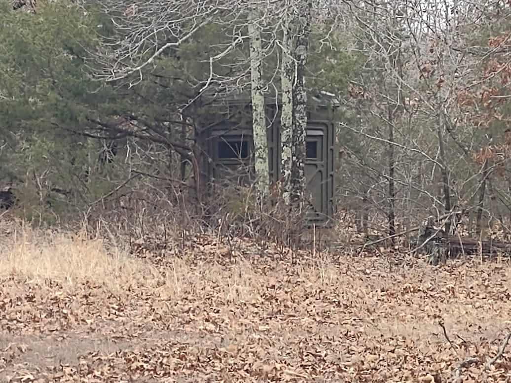 Hunting Paradise with Country Home For SALE in Wright County Mo.