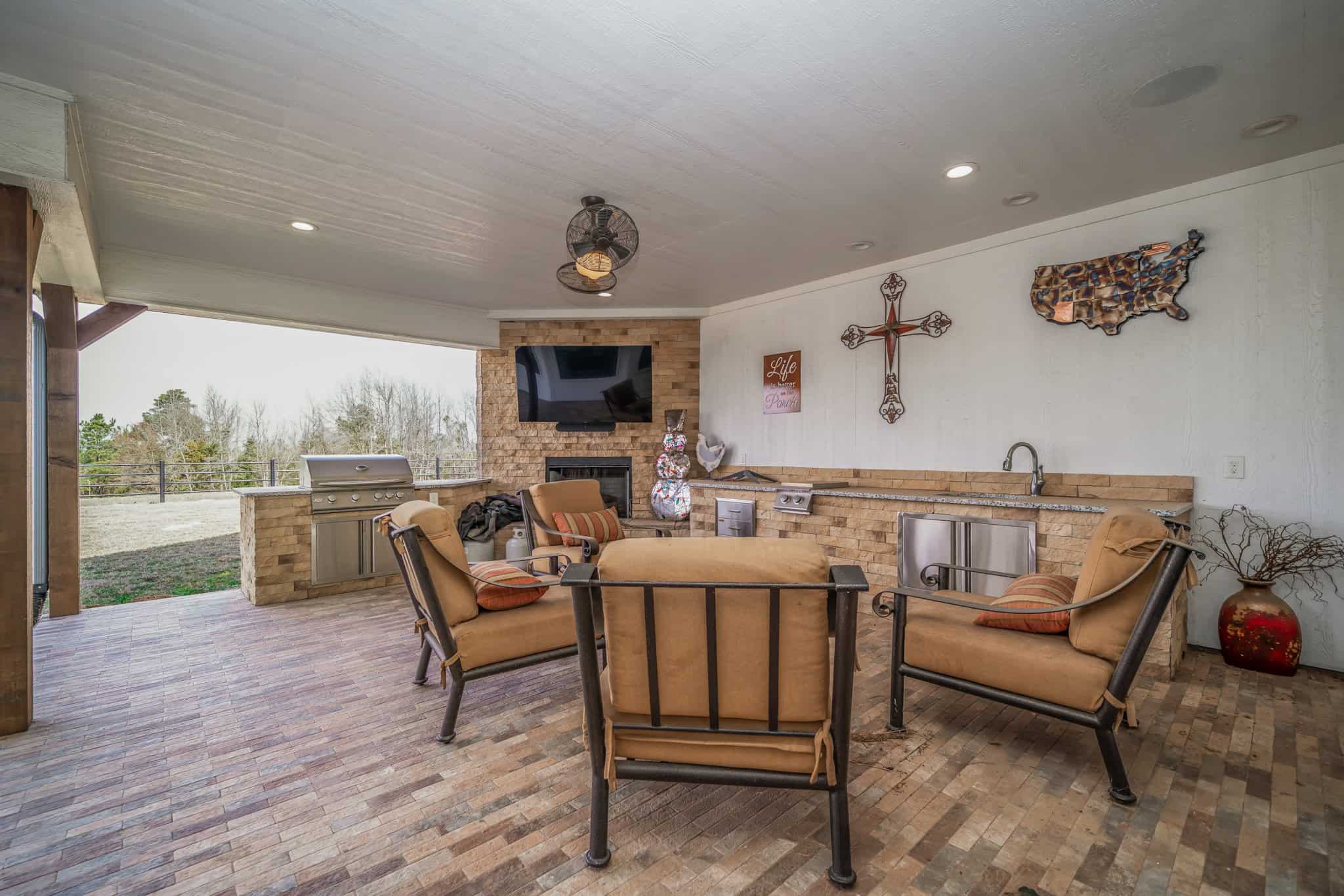 TexAz Ranch: 814-Acre Regenerative Legacy & Multi-Home Compound