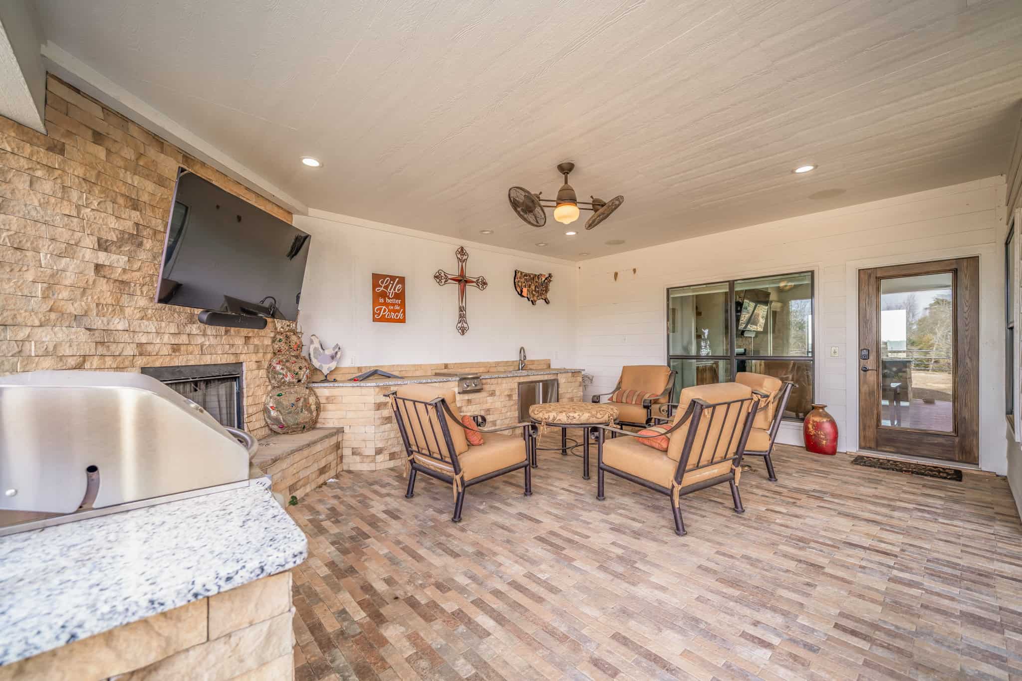 TexAz Ranch: 814-Acre Regenerative Legacy & Multi-Home Compound
