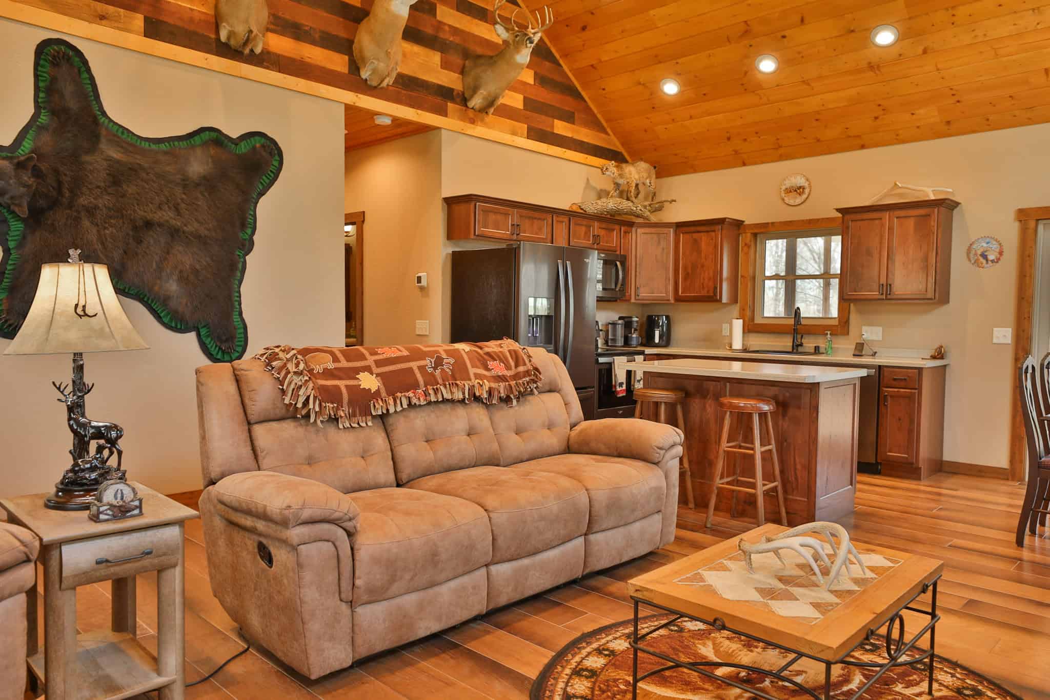 Bleck’s Booner Ridge Farm – 89+/- Acre World-Class Whitetail Sanctuary with Luxury Cabin in Boscobel