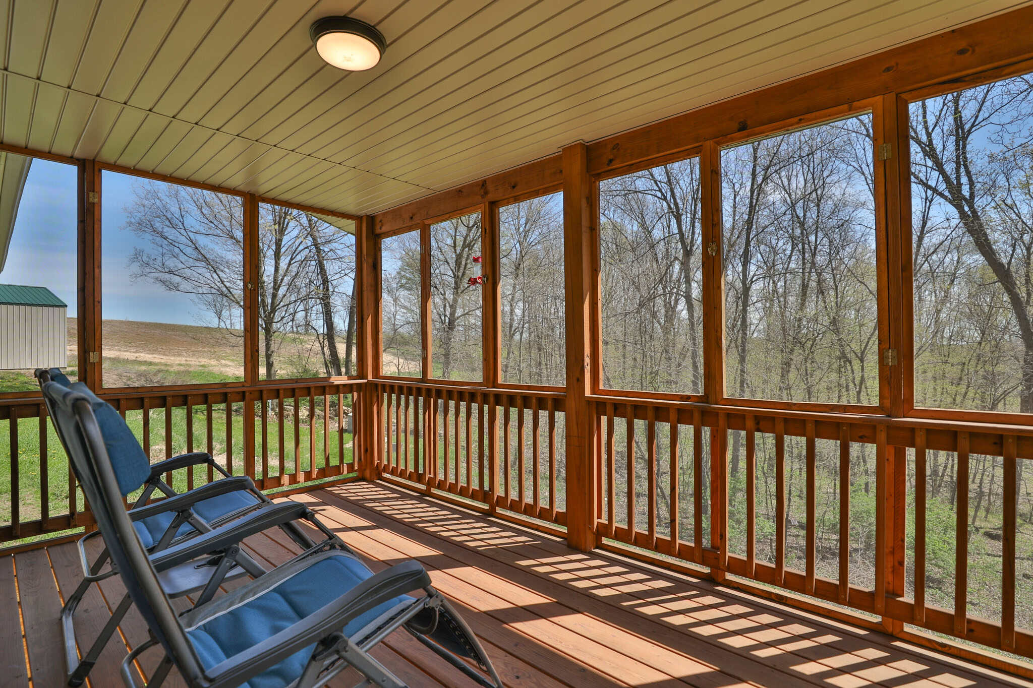 Bleck’s Booner Ridge Farm – 89+/- Acre World-Class Whitetail Sanctuary with Luxury Cabin in Boscobel