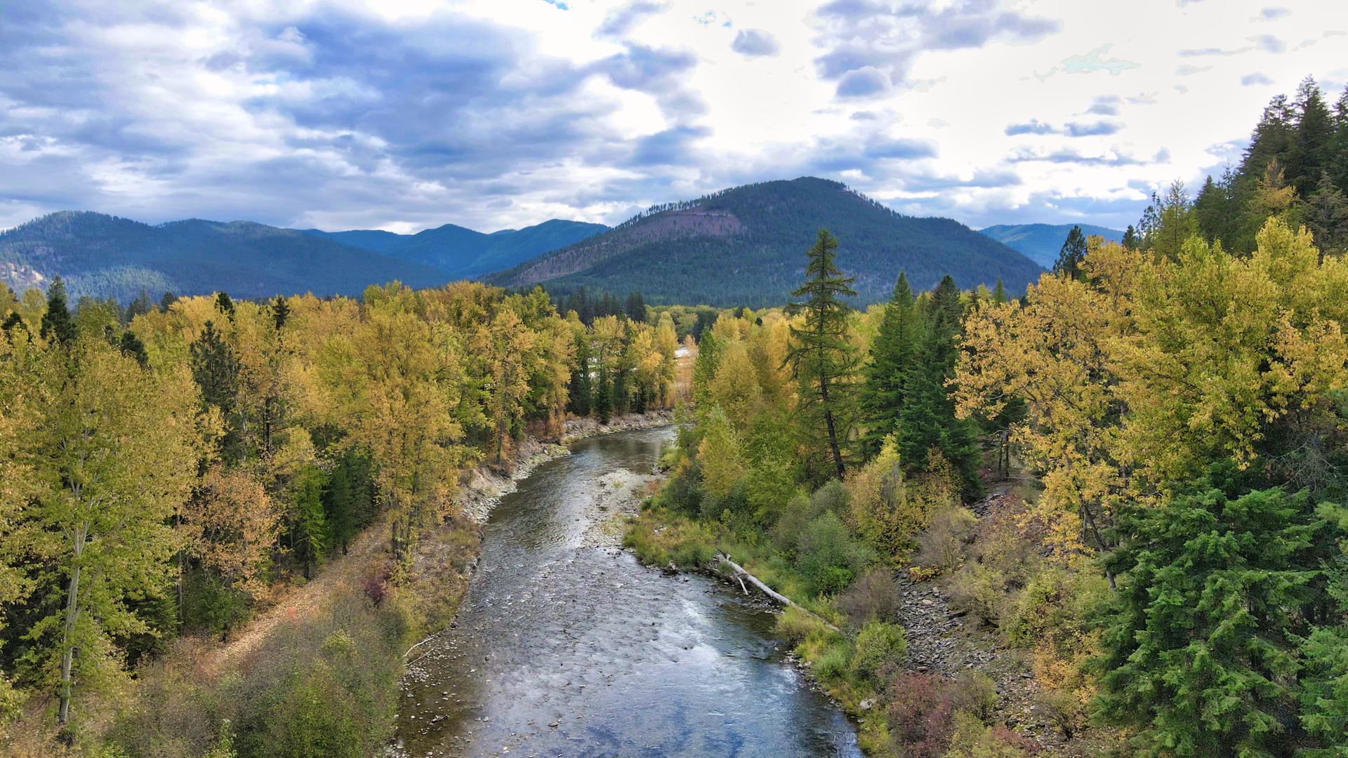Riverfront Acreage For Sale in St. Regis, Montana