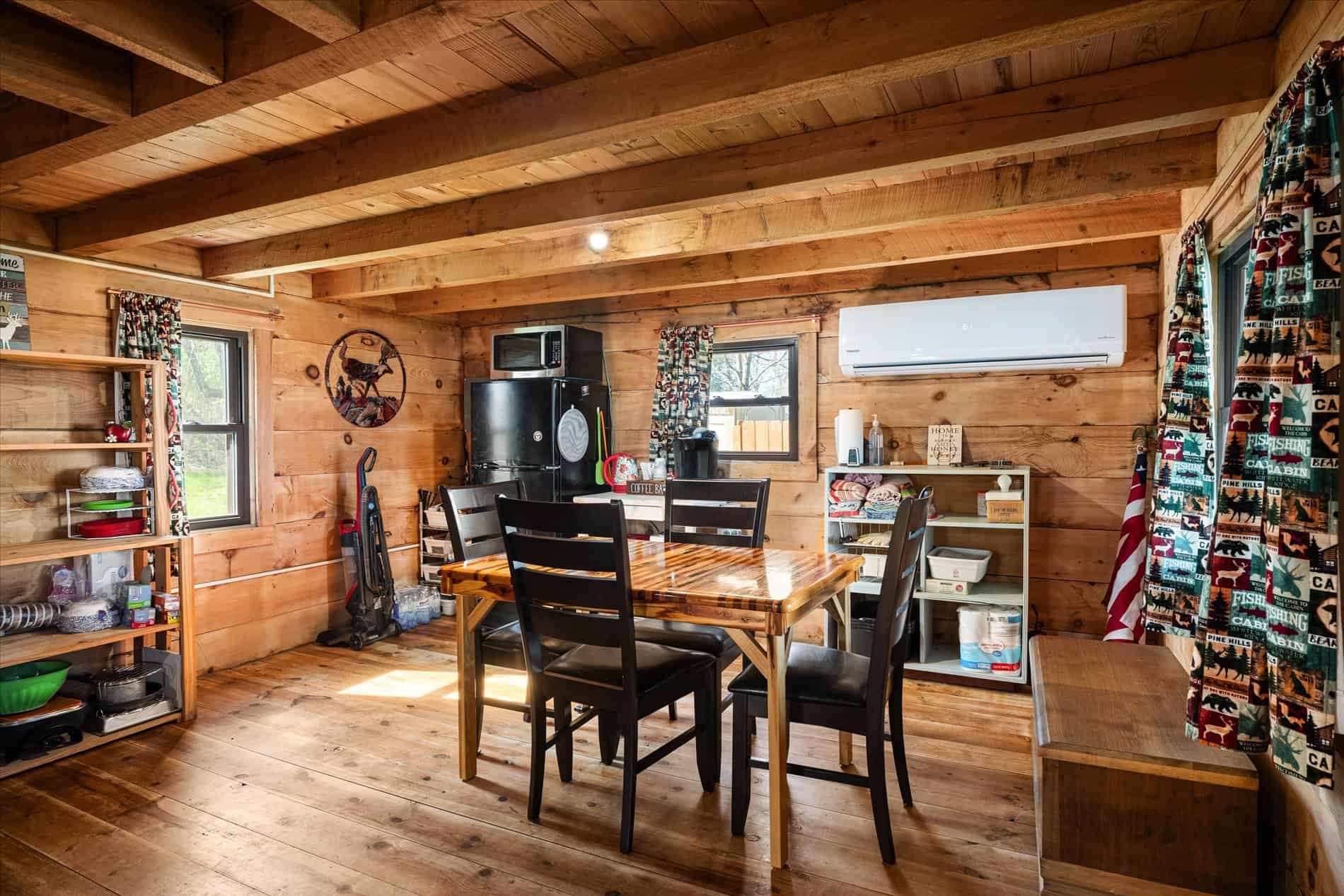 Log Cabin in SW Wisconsin Driftless Region on 10 Acres