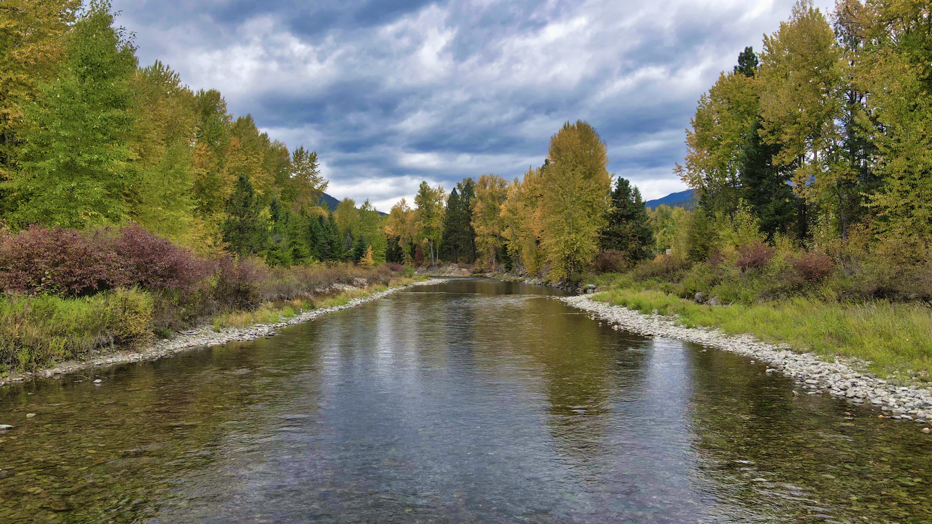 Riverfront Acreage For Sale in St. Regis, Montana