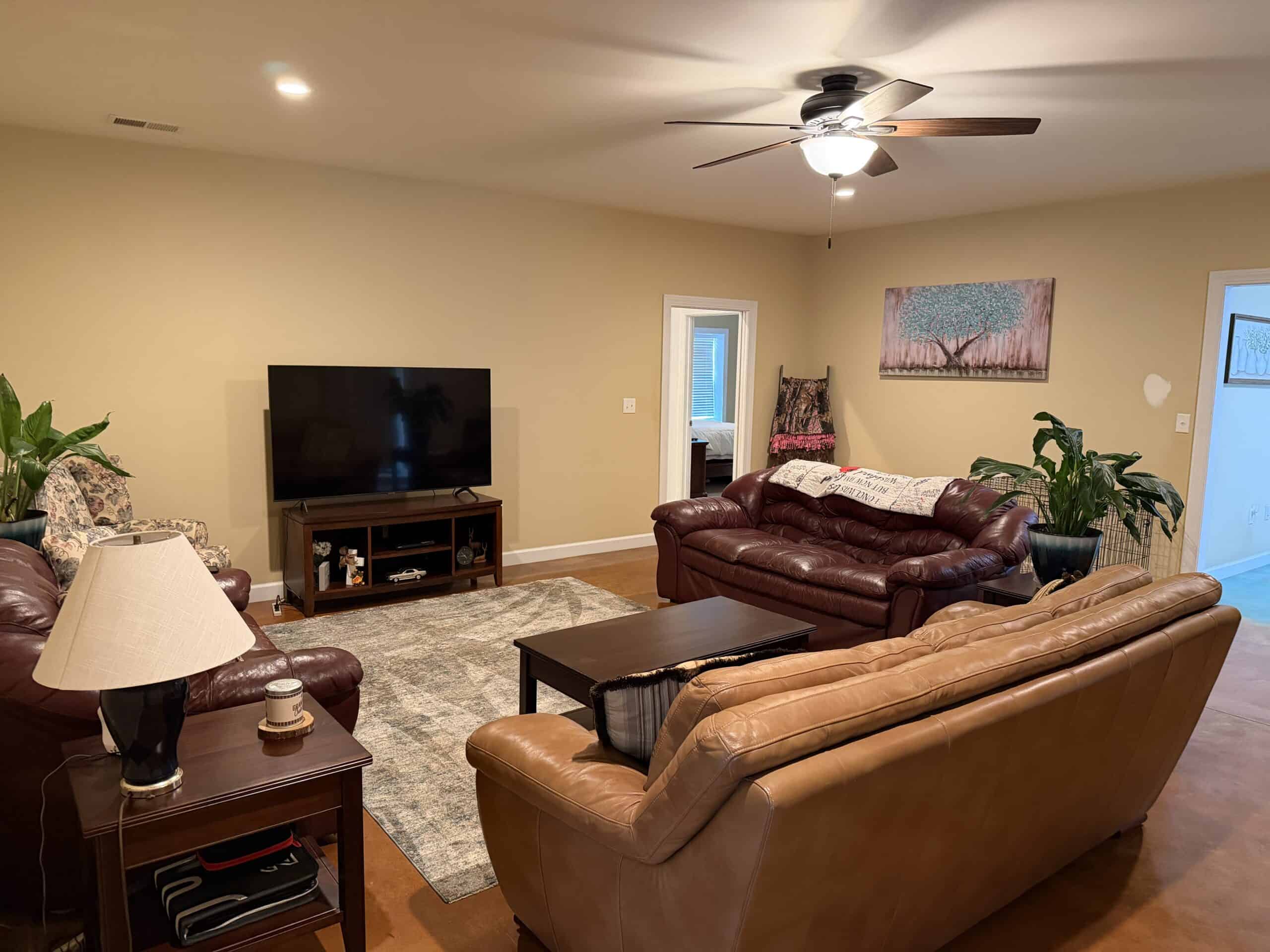 PRIVATE COUNTRY HOME FOR SALE IN TN 35 AC SHOP CREEK FIELDS