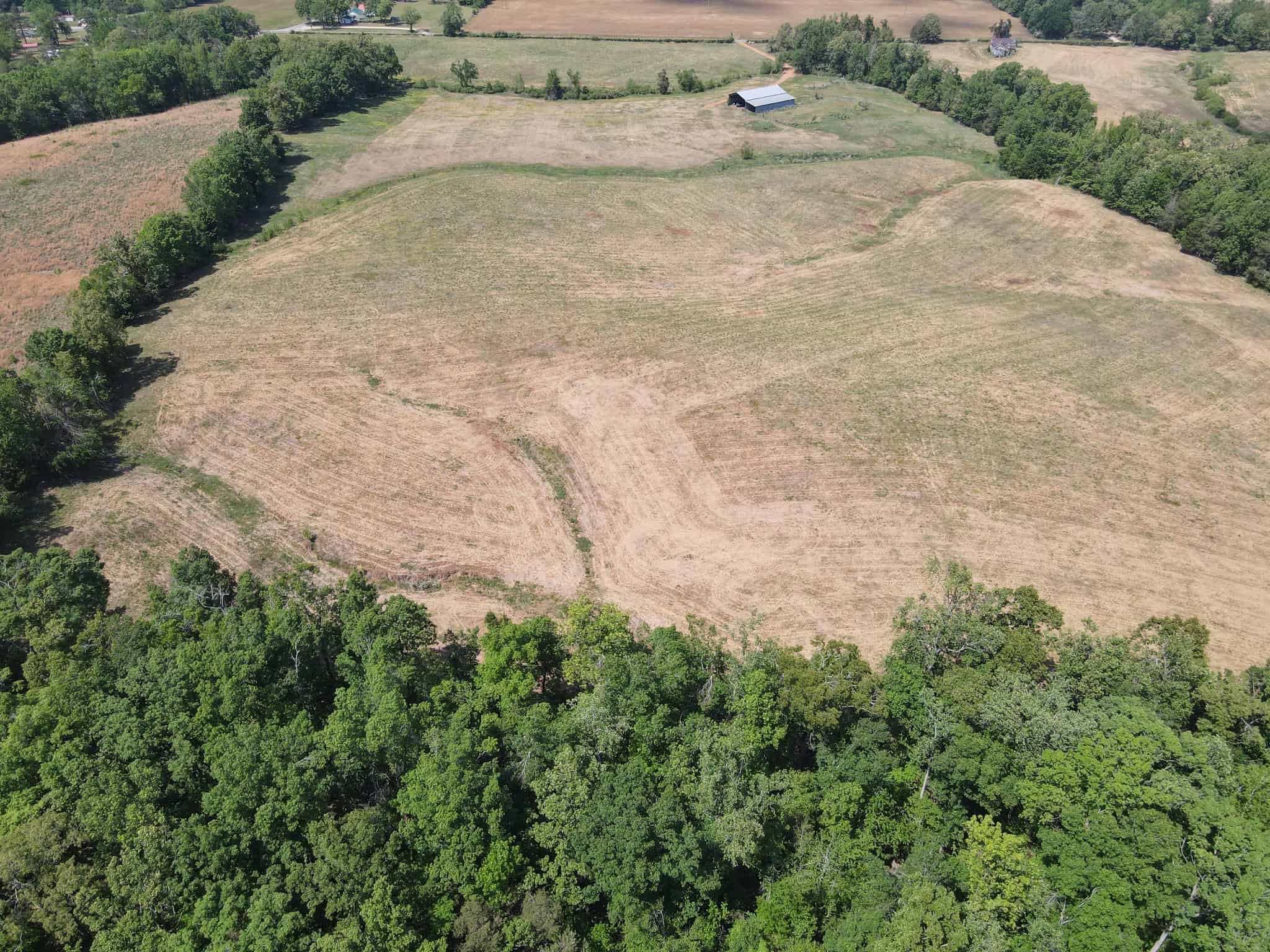 HOBBY FARM FOR SALE IN TN. AMAZING BUILDING SITES WITH VIEWS AND DEER HUNTING LAND FOR SALE IN TENNESSEE.