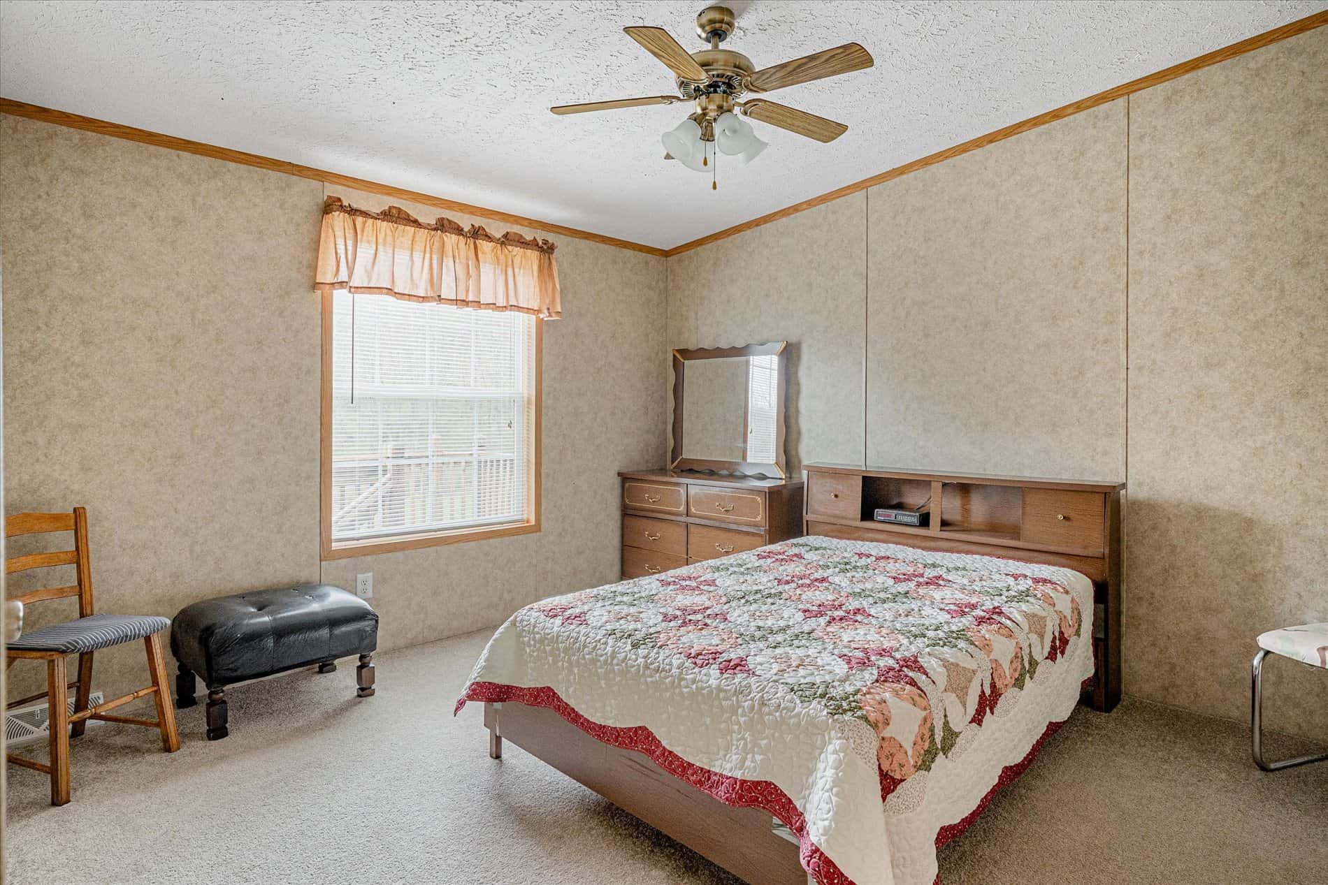 SW Wisconsin Country Home, 30.53 Wooded Acres (Driftless Region)