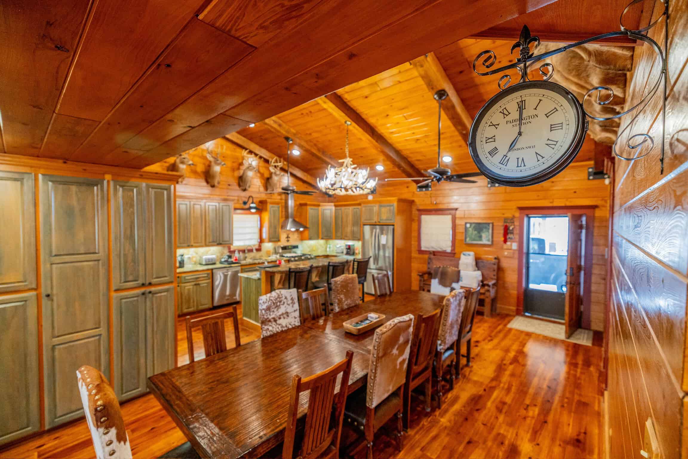 1,196+/- Acre Deer & Duck Hunting Paradise Tensas Parish, LA