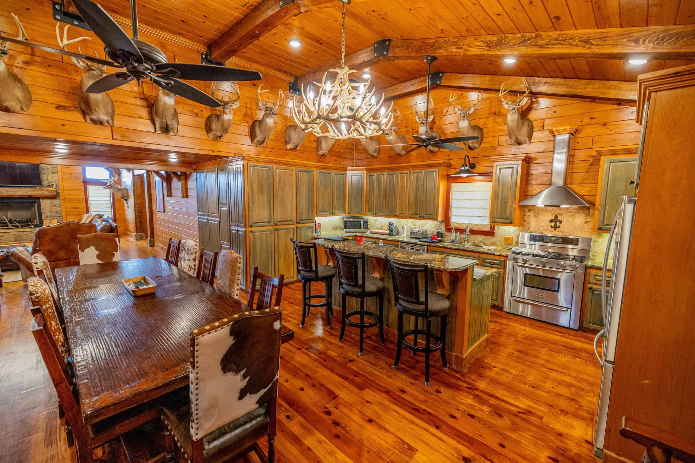 1,196+/- Acre Deer & Duck Hunting Paradise Tensas Parish, LA