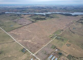 Southwest Iowa Income Producing Combination Farm