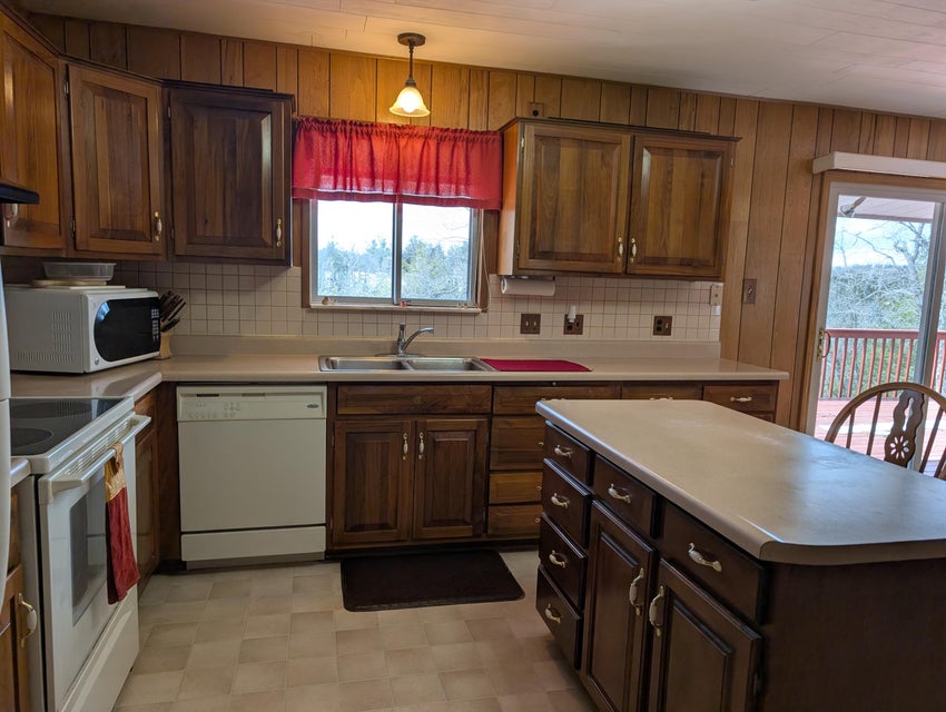 Canada Creek Ranch Home , Atlanta MI –  Private Hunting & Fishing Club