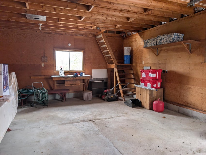 Canada Creek Ranch Home , Atlanta MI –  Private Hunting & Fishing Club