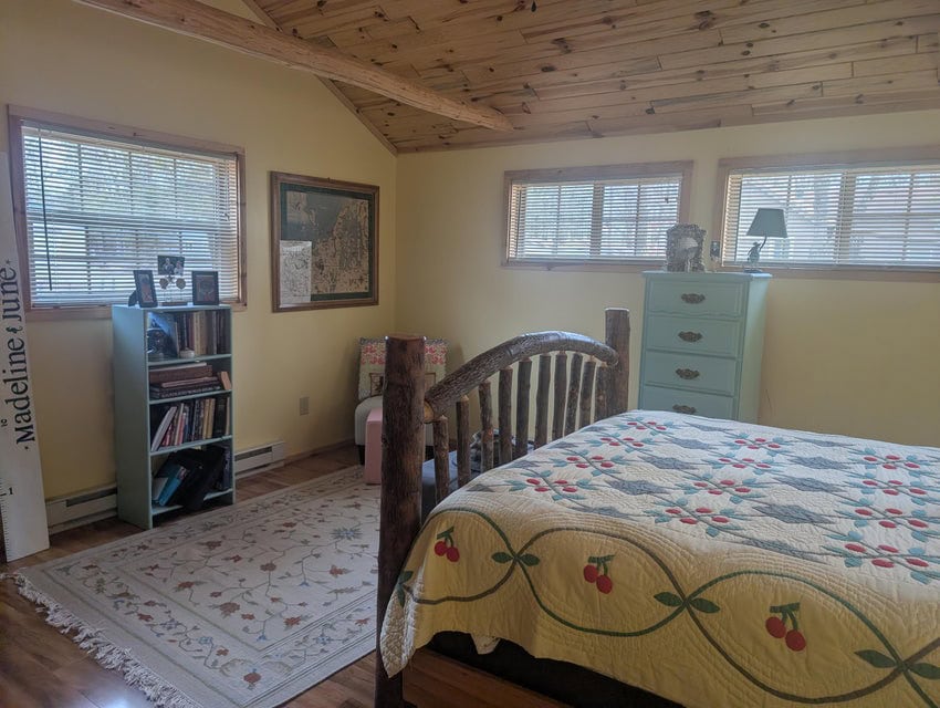 Northern MI 2-Bedroom Cabin in Canada Creek Ranch, Atlanta MI