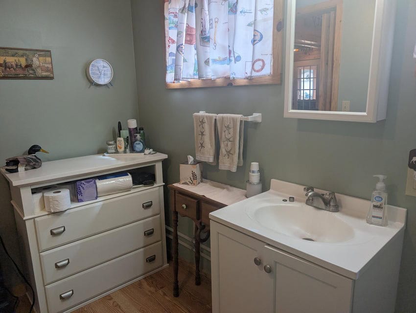 Northern MI 2-Bedroom Cabin in Canada Creek Ranch, Atlanta MI