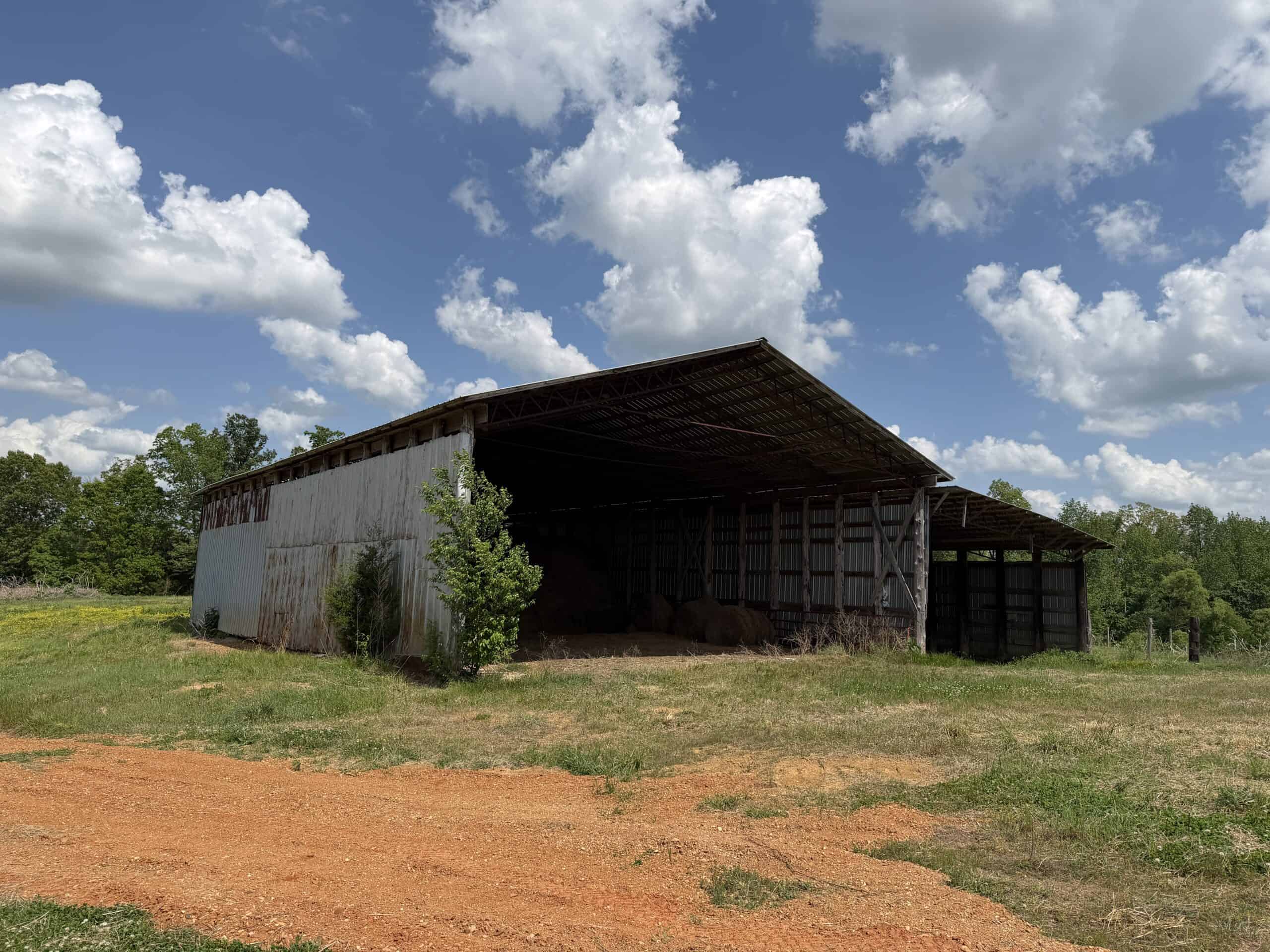 PASTURELAND FOR SALE IN TN, BIG HAY BARN, BRANCH, FENCING