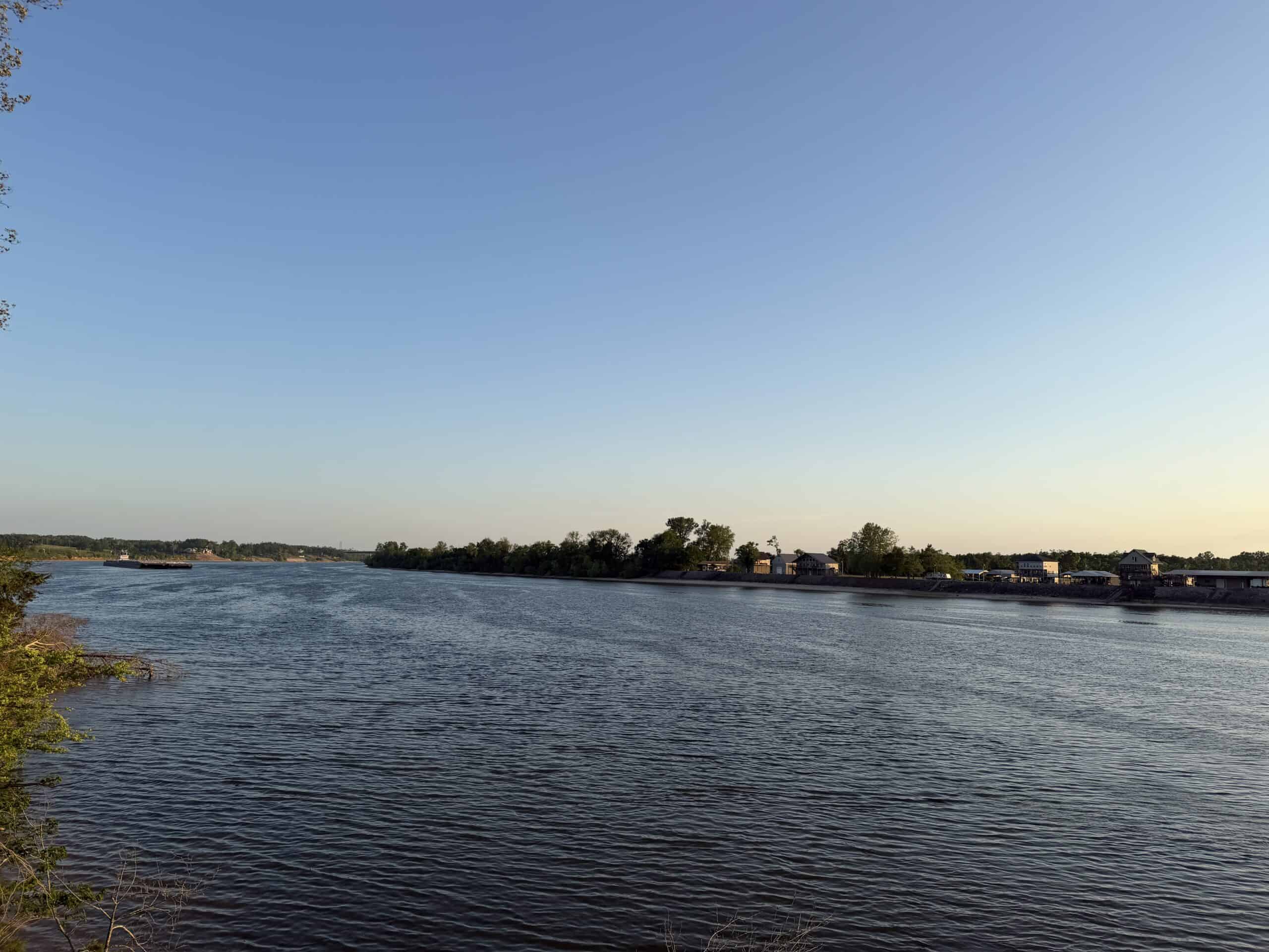 RIVERFRONT LEGACY FARM | 700 ACRES ± | LAND FOR SALE IN TN