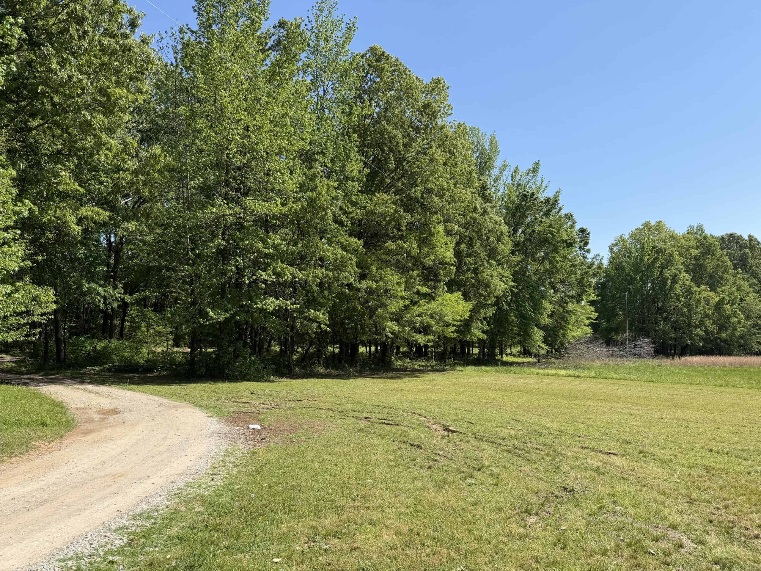 PRIVATE COUNTRY HOME FOR SALE IN TN 35 AC SHOP CREEK FIELDS