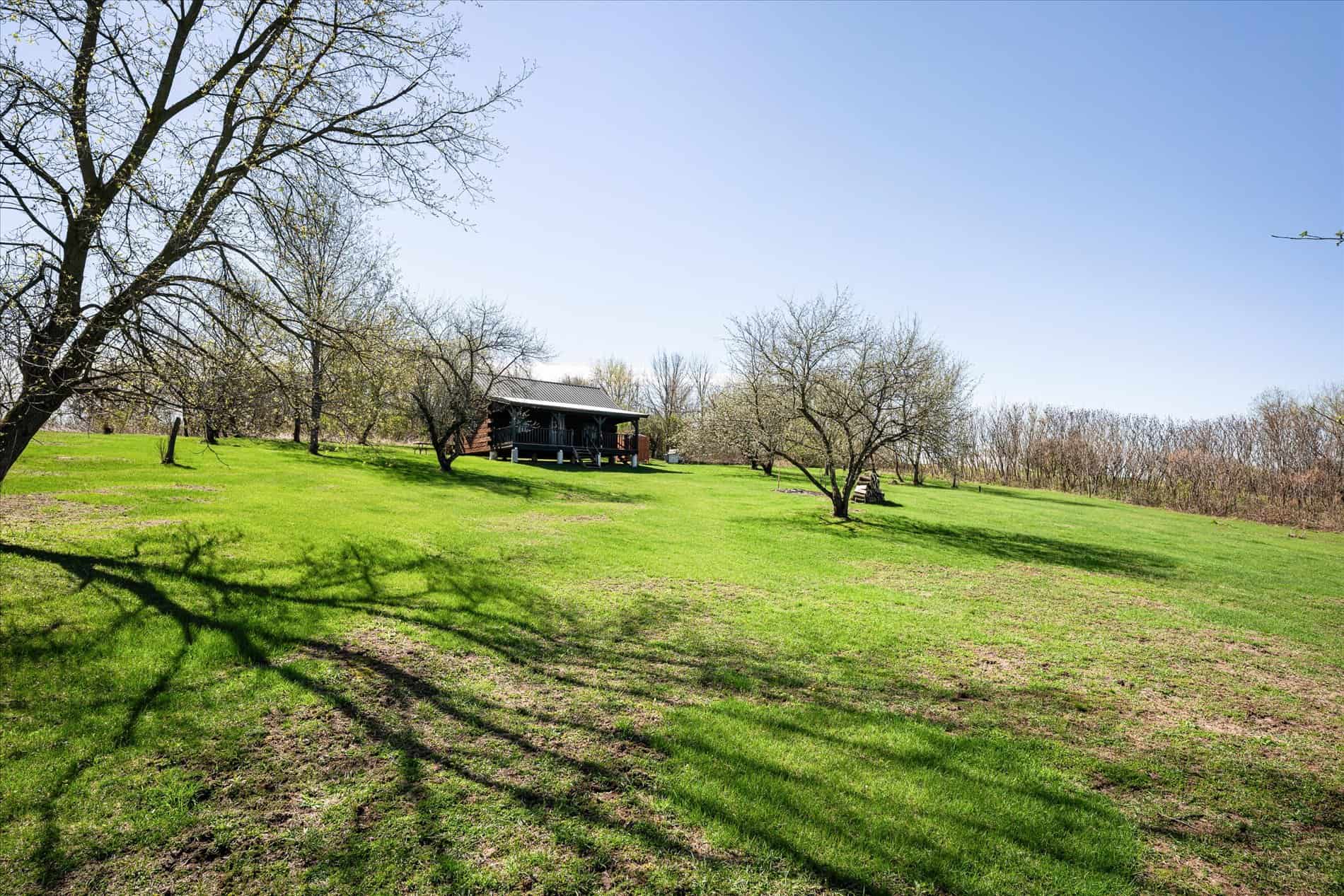 Log Cabin in SW Wisconsin Driftless Region on 10 Acres