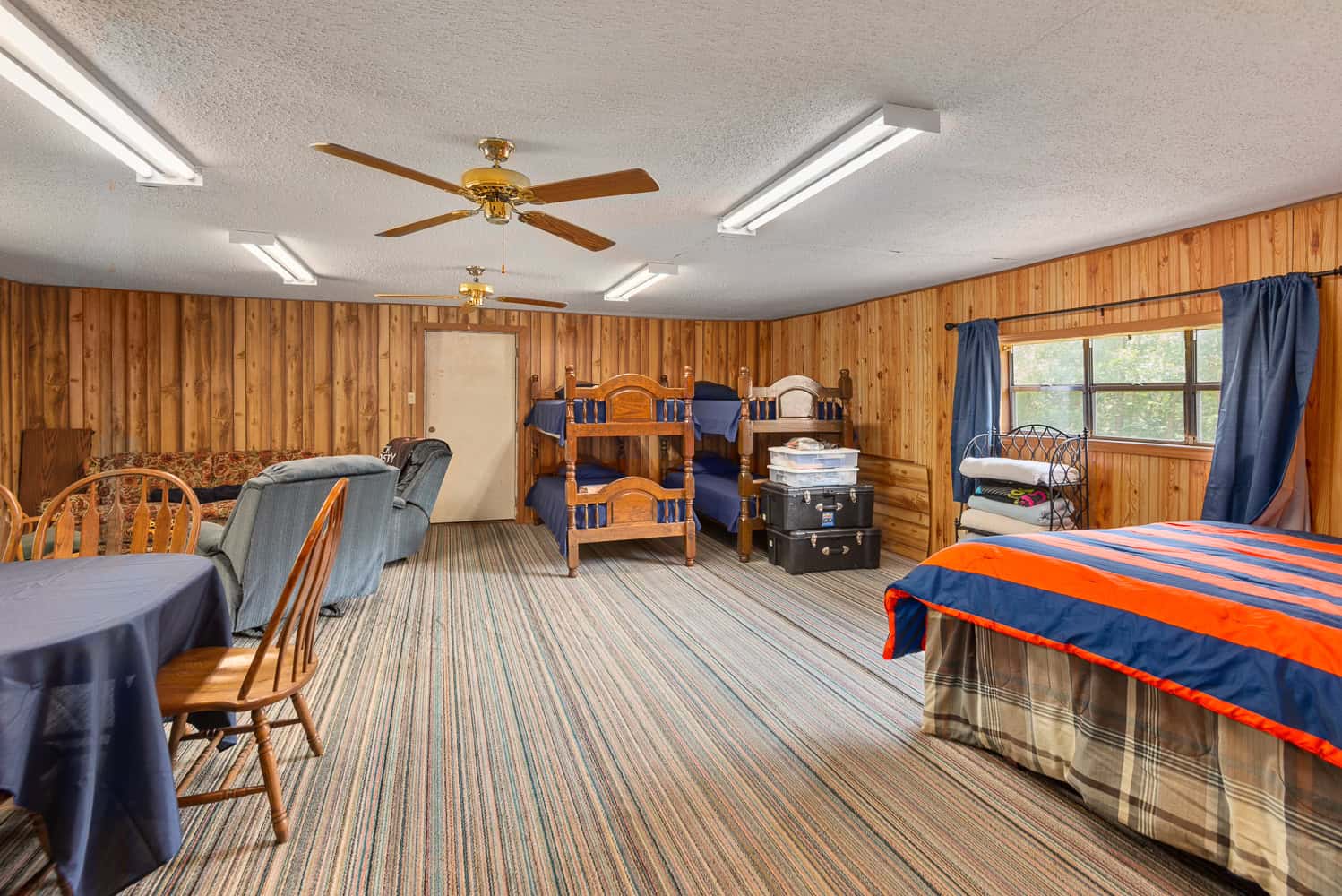 863-Acre Hunting Ranch on the Sabine River near Big Sandy TX