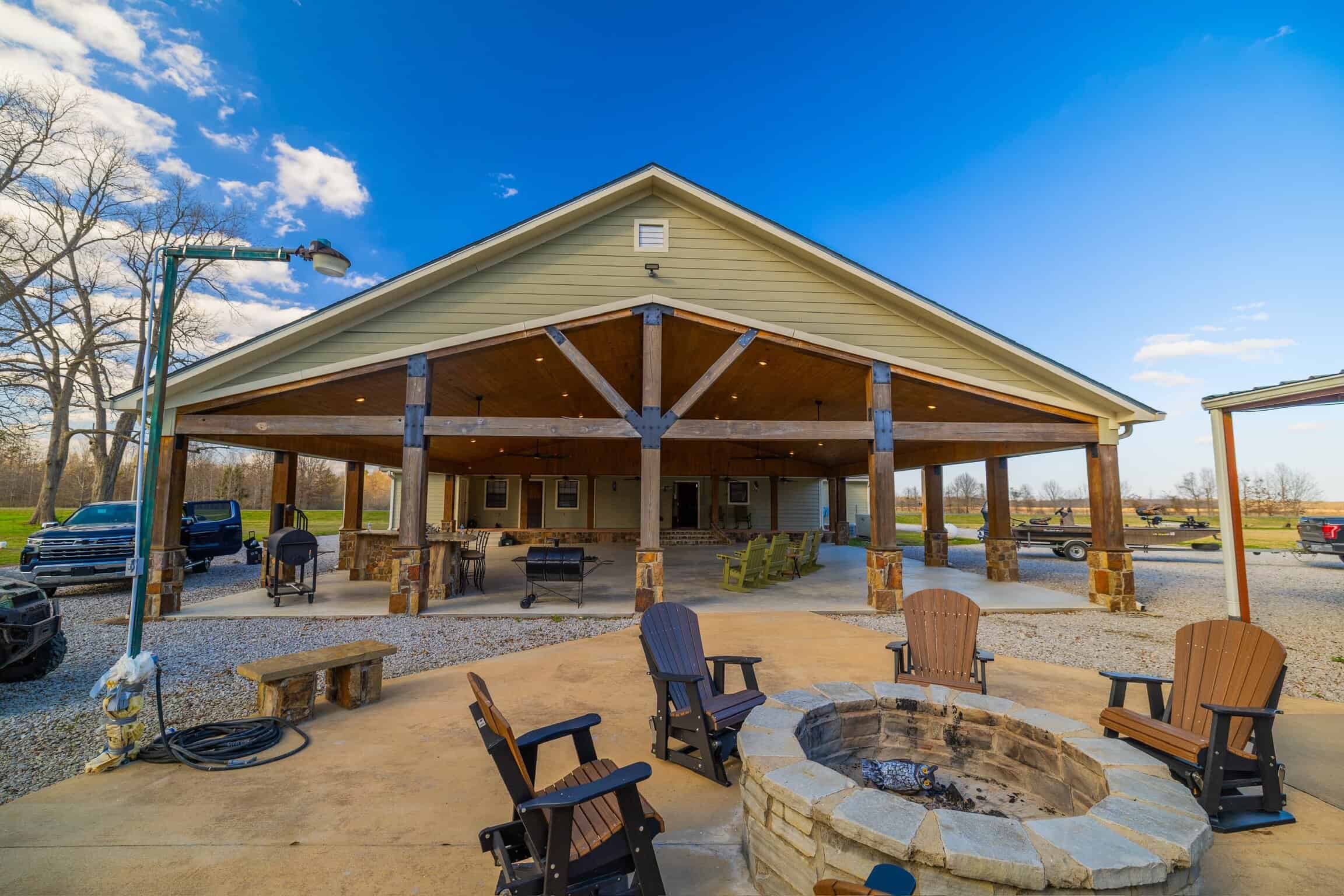 525+/- Acre Hunting Lodge for Sale in Sportsmans Paradise
