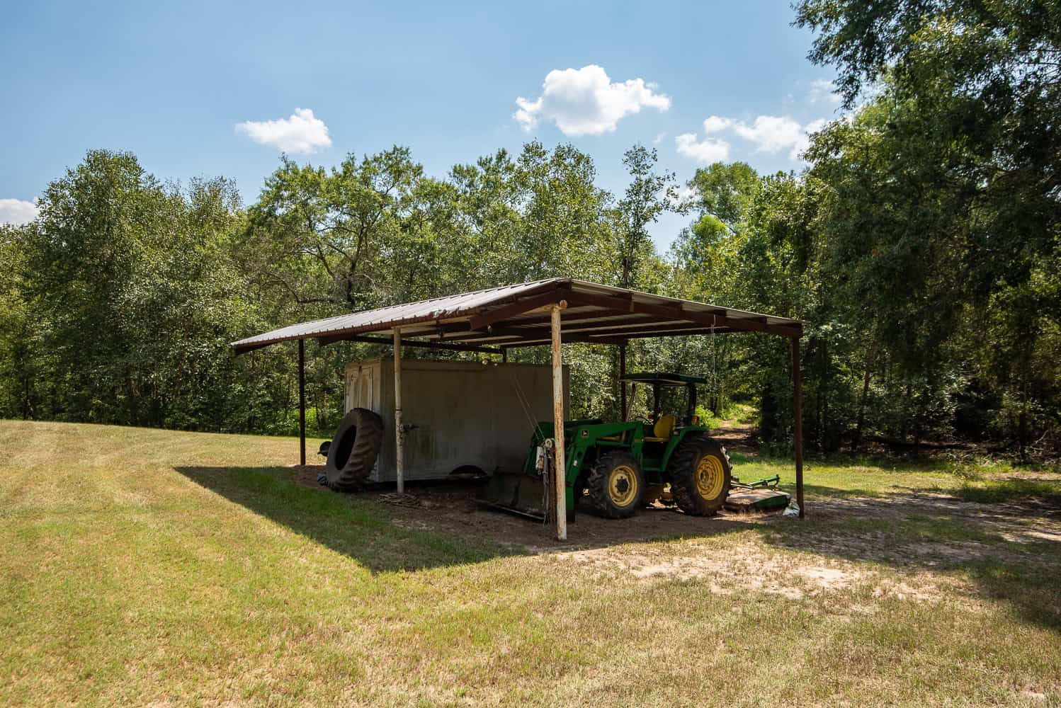 863-Acre Hunting Ranch on the Sabine River near Big Sandy TX