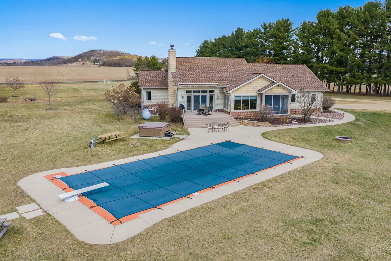 Country Living in Prairie du Sac, WI on 44 Stunning Acres