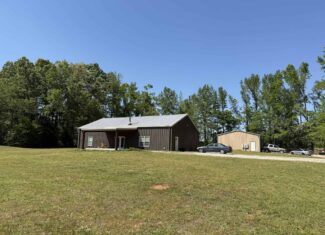 PRIVATE COUNTRY HOME FOR SALE IN TN 35 AC SHOP CREEK FIELDS