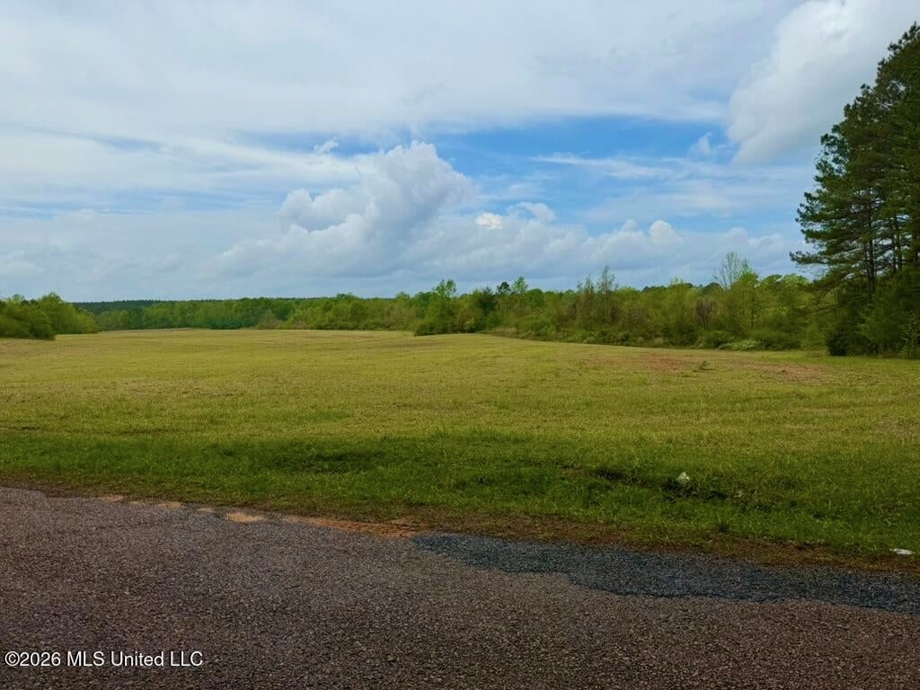 64+- Pastureland West Lincoln School Smithdale MS
