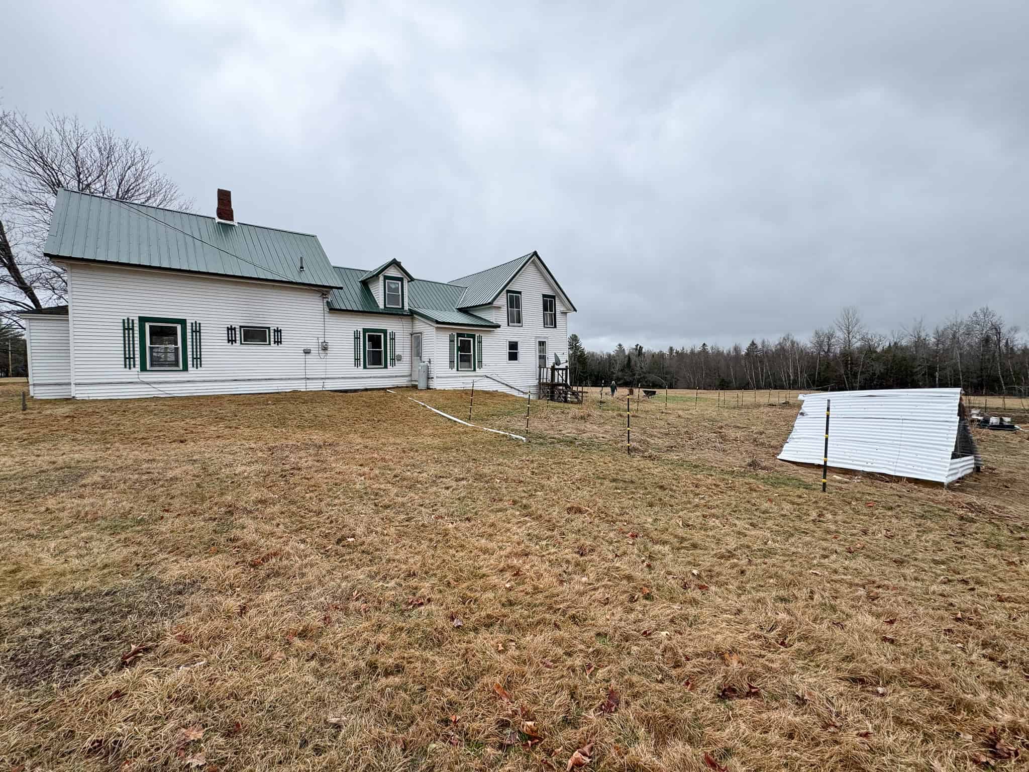 3 Bedroom Farmhouse on 16.2 Acres – Kingman, Maine