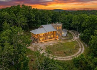 116 Acres of Prime Hunting Land & Unique Castle Style Home