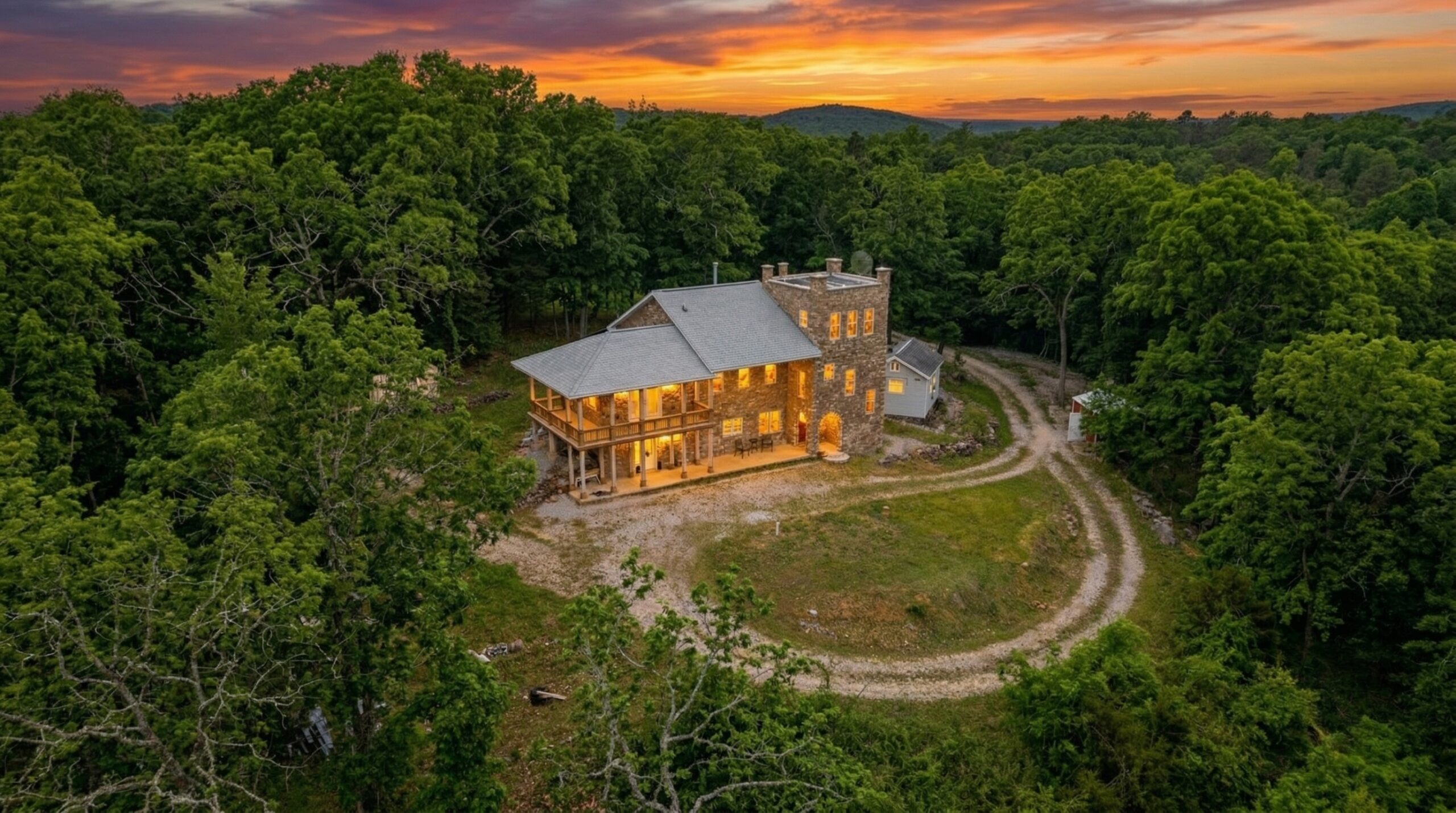 116 Acres of Prime Hunting Land & Unique Castle Style Home