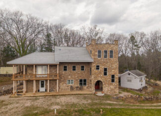 116 Acres of Prime Hunting Land & Unique Castle Style Home