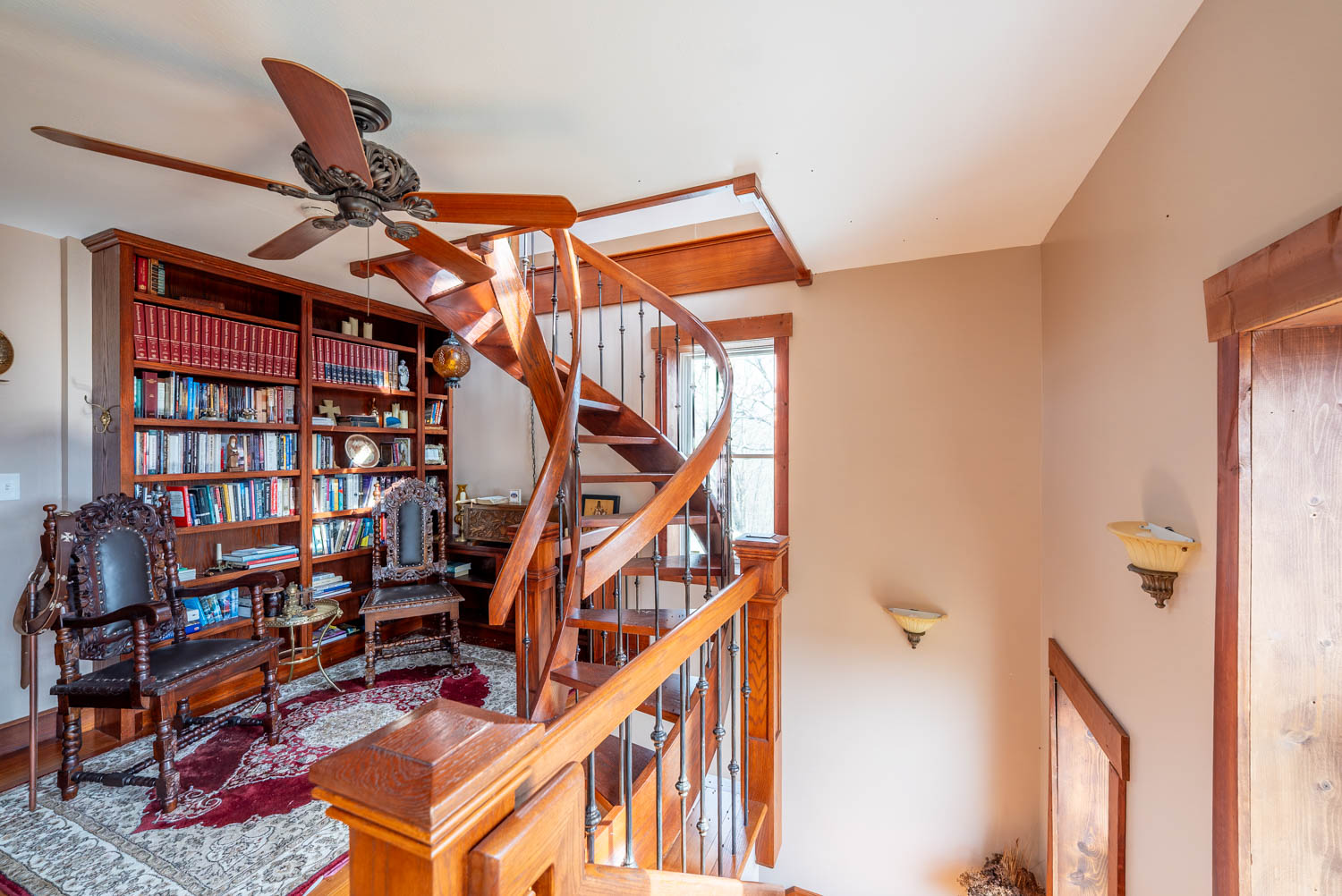 116 Acres of Prime Hunting Land & Unique Castle Style Home