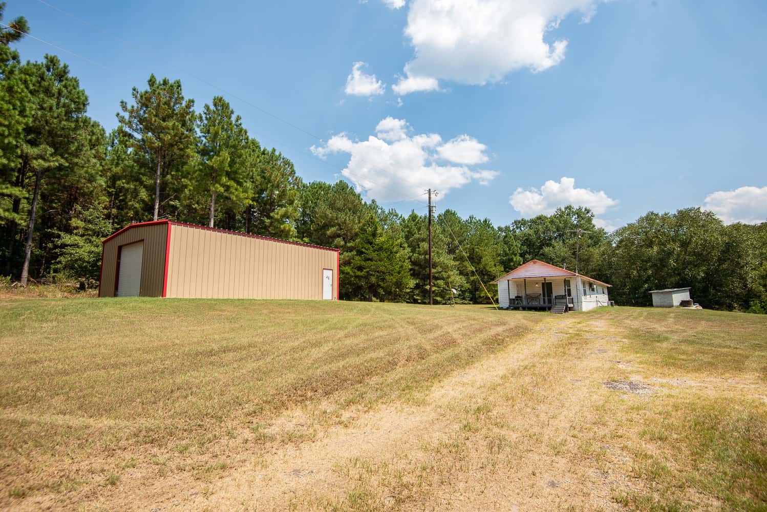 863-Acre Hunting Ranch on the Sabine River near Big Sandy TX