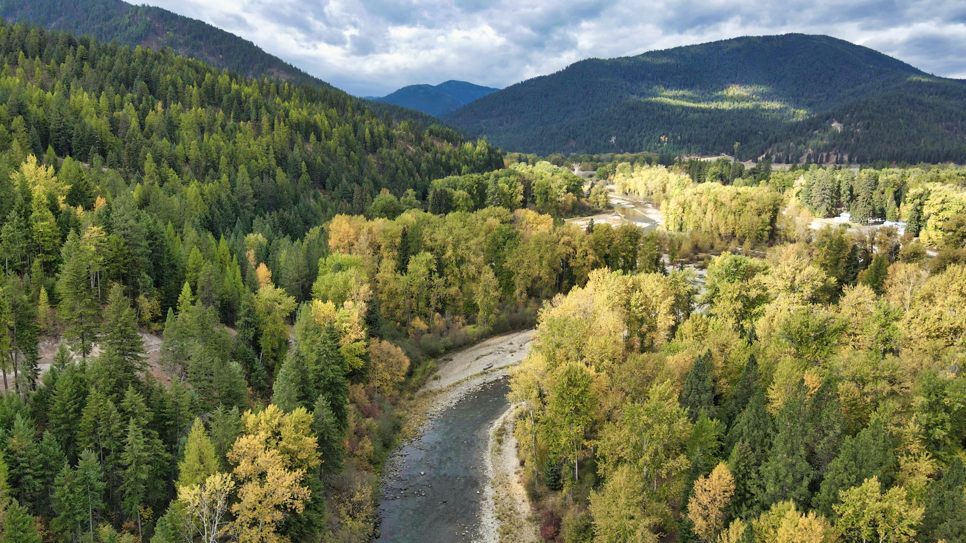 Riverfront Acreage For Sale in St. Regis, Montana