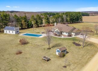 Country Living in Prairie du Sac, WI on 44 Stunning Acres