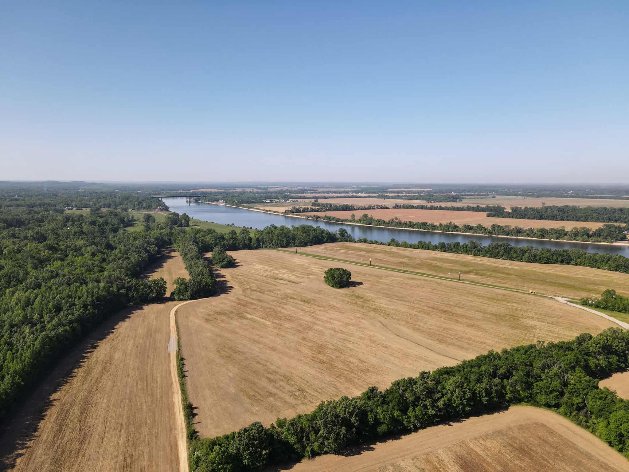 RIVERFRONT LEGACY FARM | 700 ACRES ± | LAND FOR SALE IN TN