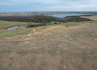 Southwest Iowa Combination Farm