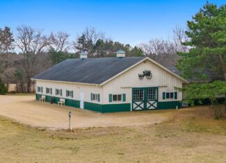 Country Living in Prairie du Sac, WI on 44 Stunning Acres