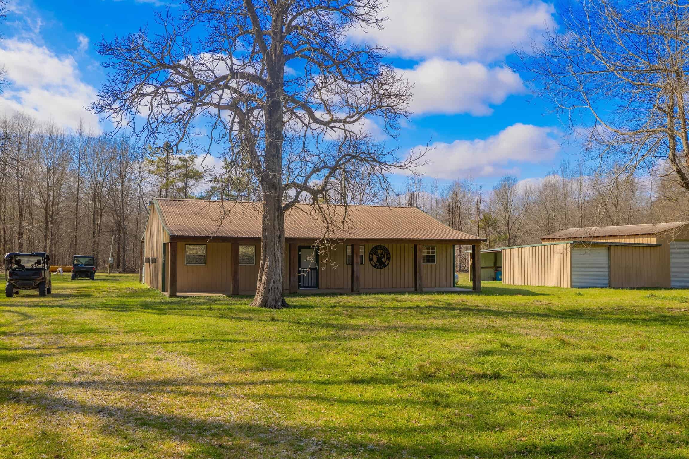 1,196+/- Acre Deer & Duck Hunting Paradise Tensas Parish, LA