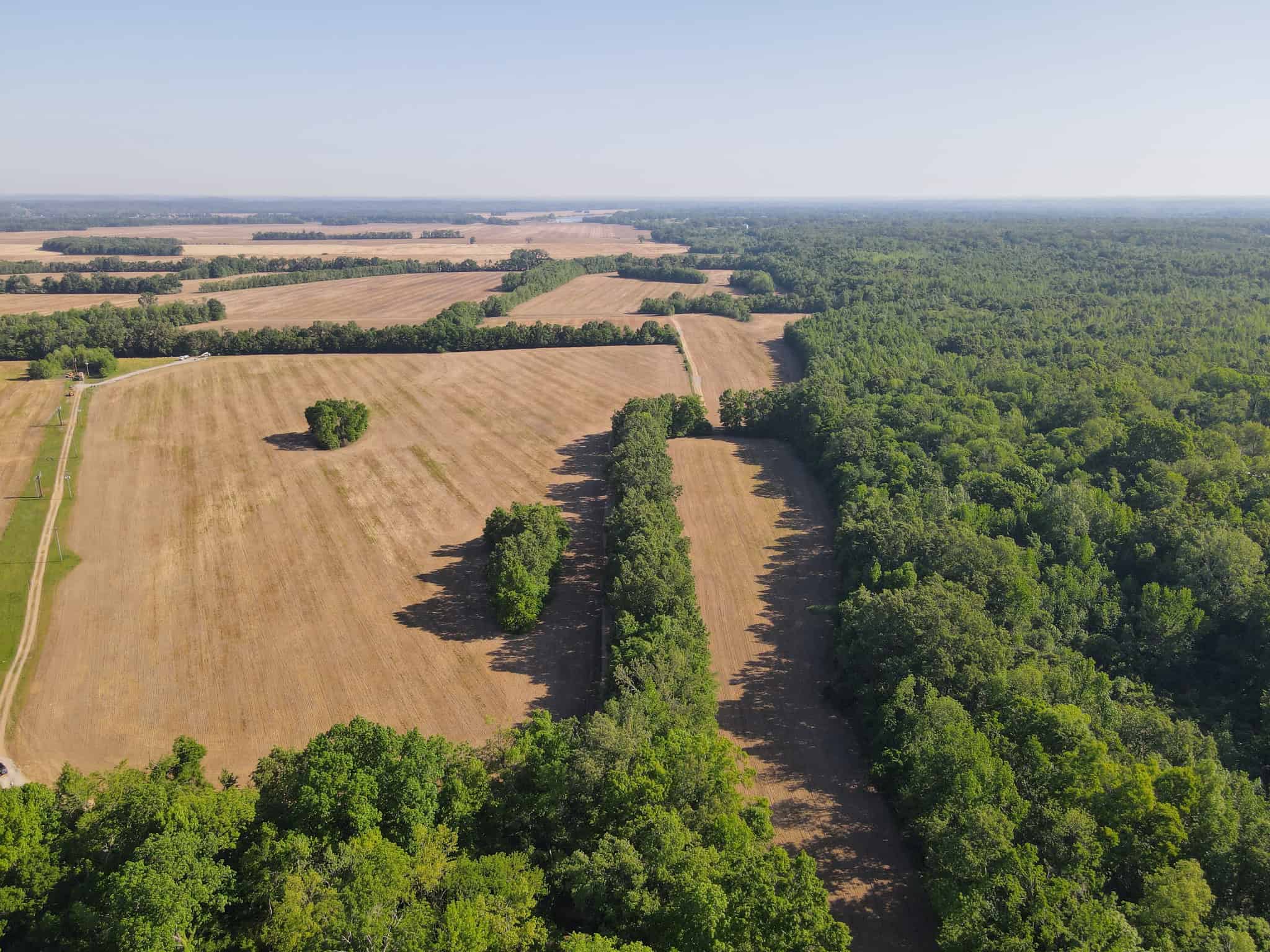 RIVERFRONT LEGACY FARM | 700 ACRES ± | LAND FOR SALE IN TN