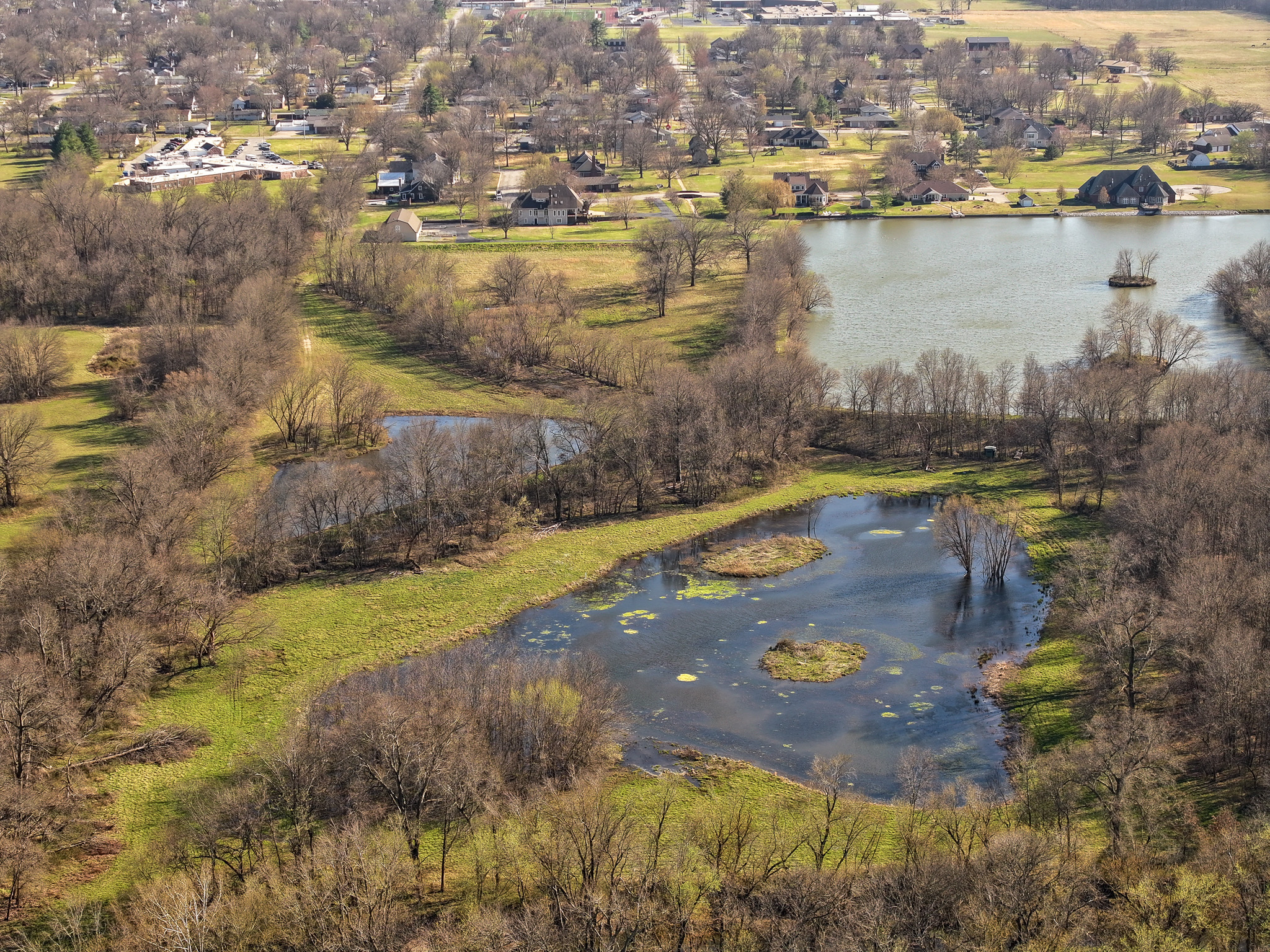 304 REAVLEY DR, LAMAR, MO, 64759-1003