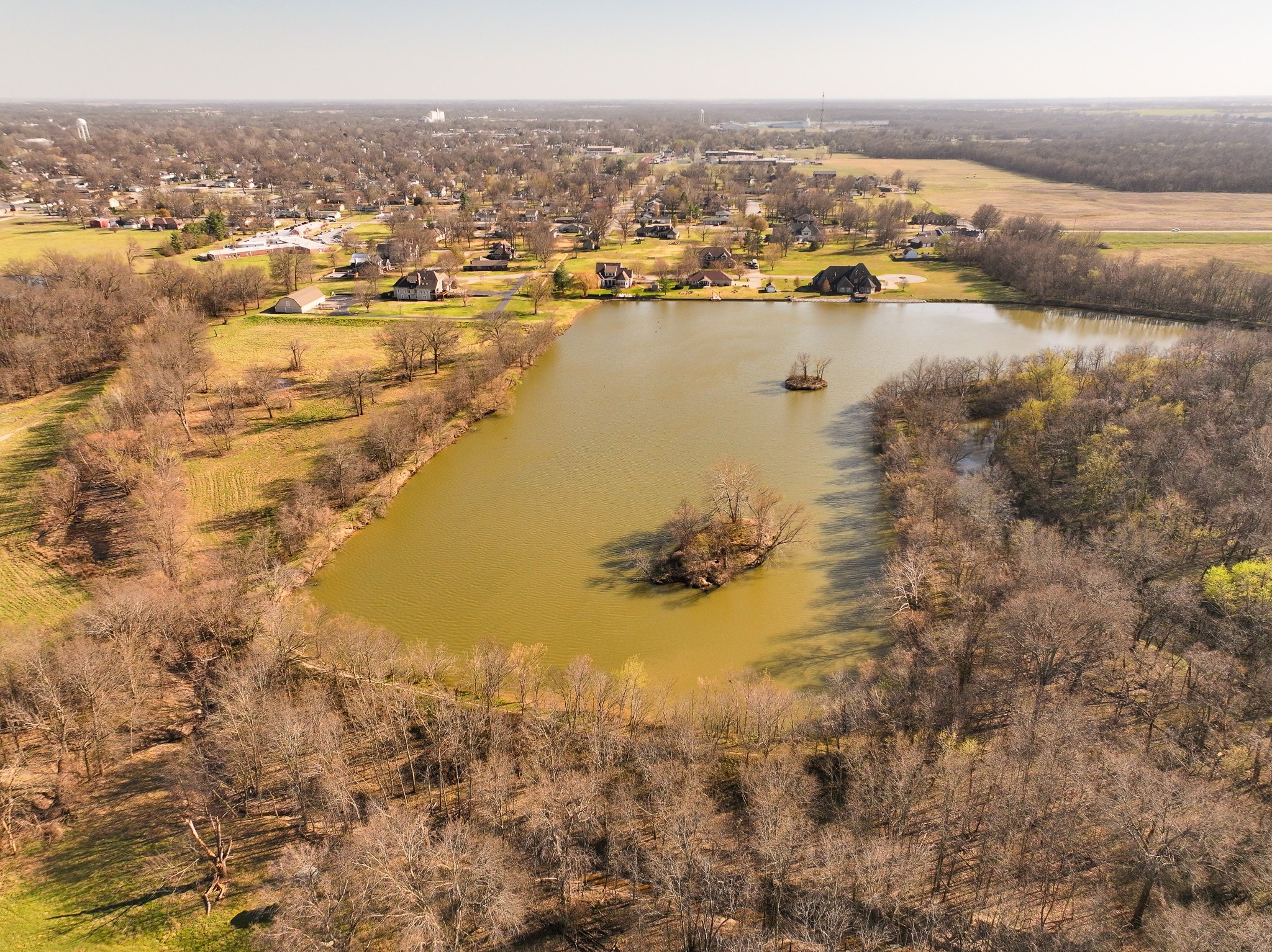 304 REAVLEY DR, LAMAR, MO, 64759-1003