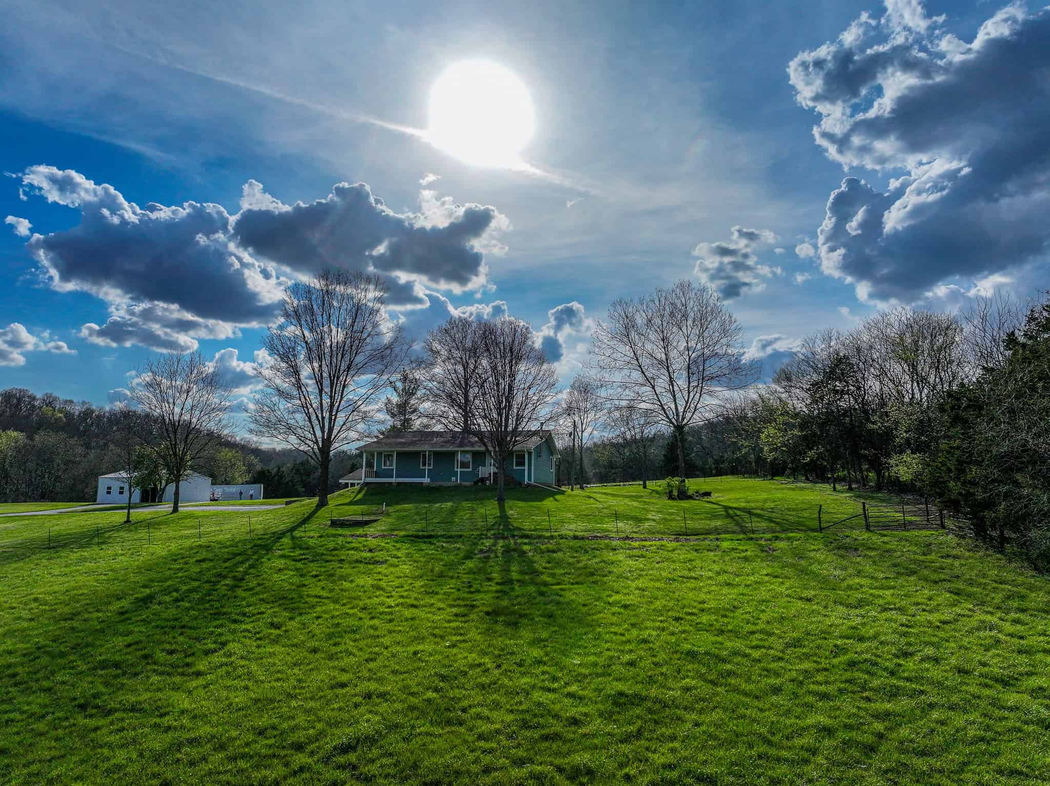 Home on acreage for sale Collins MO