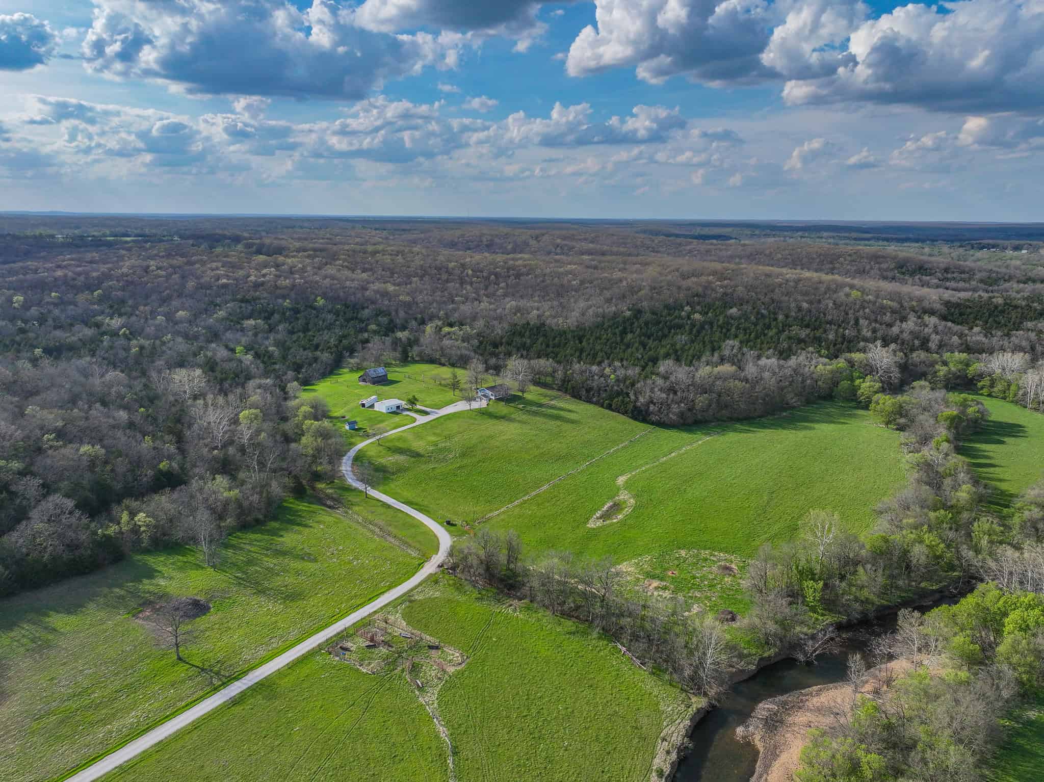 Home on acreage for sale Collins MO