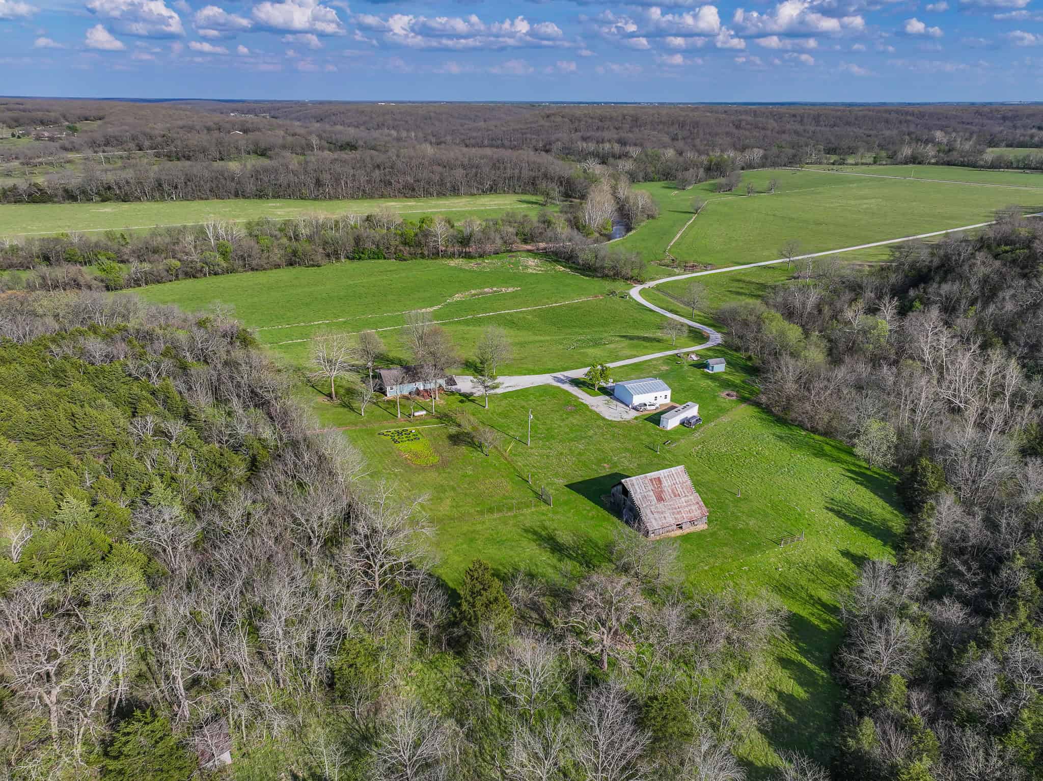 Home on acreage for sale Collins MO